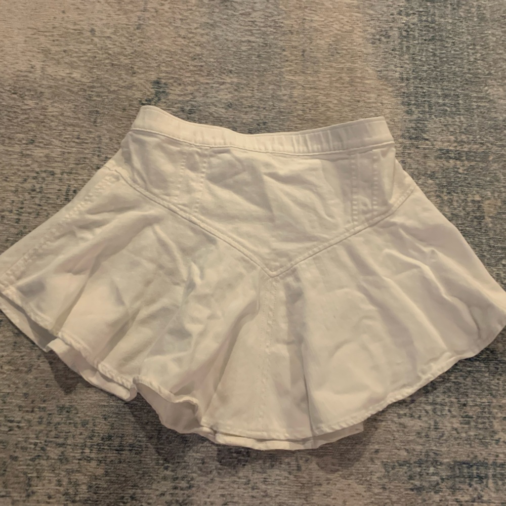 Women’s white denim skirt
